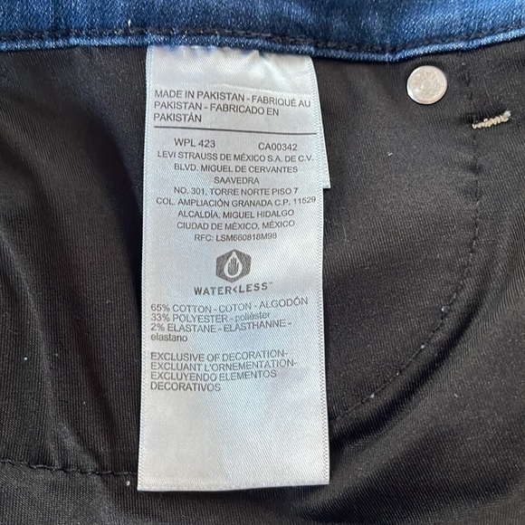 Signature by Levi Strauss Women's Skinny Jeans - Dark Blue - Picture 5 of 6